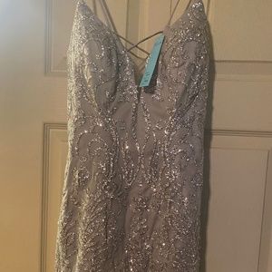 Stunning Camille La Vie Silver Short Dress